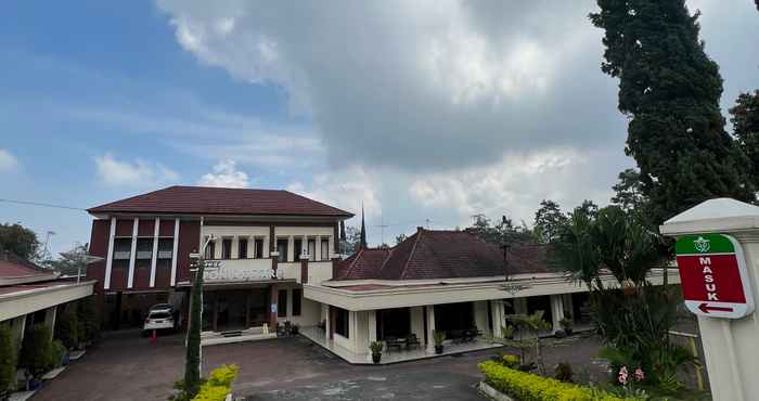 Bangunan Hotel Pondok Sari 1 Tawangmangu 