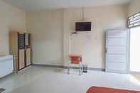 Lobby Homestay Verisha Mitra RedDoorz