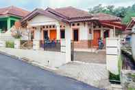 ภายนอกอาคาร Homestay Bukit Pamoyanan 1 RedPartner