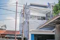 Exterior DManggo Guest House Syariah RedPartner