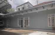 Exterior 3 Griya Rahayu Guesthouse Mitra RedDoorz near Jatim Park 2 Batu