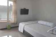 Others Griya Rahayu Guesthouse Mitra RedDoorz near Jatim Park 2 Batu