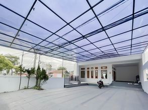 Exterior 4 Angel Guest House Lembang RedPartner