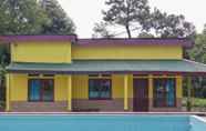 Swimming Pool 4 Penginapan Rawa Bokor Gunung Salak Syariah RedPartner