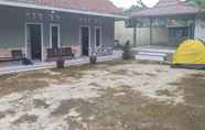 Exterior 4 Penginapan Pondok Family RedPartner