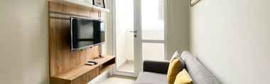 Ruang Umum 2 Comfort and Nice 1BR Vasanta Innopark Apartment By Travelio
