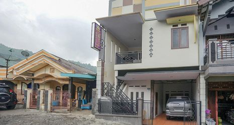 Bangunan 2 Puguh Homestay Bromo at Desa Wisata Bromo