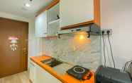 Ruang untuk Umum 2 Minimalist Studio Signature Park Grande Apartment By Travelio