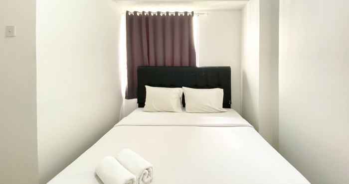Kamar Tidur Homey and Full Furnished 2BR Bassura City Apartment near Mall By Travelio