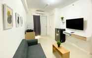 Ruang Umum 3 Strategic and Comfort Living 2BR at Bassura City Apartment By Travelio