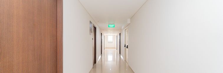 Lobby RedLiving Apartemen Transpark Juanda - Premium Property