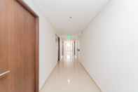 Lobby RedLiving Apartemen Transpark Juanda - Premium Property