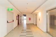 Lobby RedLiving Apartemen Sayana - Premium Property