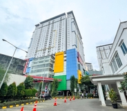 Exterior 4 RedLiving Apartemen Bassura City - Premium Property