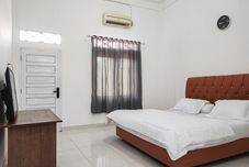 로비 Adela Homestay Syariah Near Universitas Muhammadiyah Jambi Mitra RedDoorz