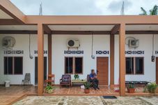 외관 Adela Homestay Syariah Near Universitas Muhammadiyah Jambi Mitra RedDoorz