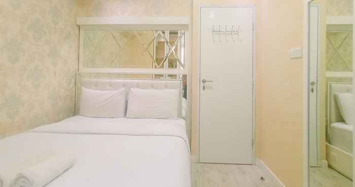 Bedroom Comfortable and Good Deal 2BR Apartment Vida View Makassar By Travelio