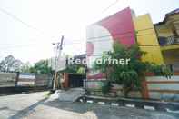 Exterior Mahkota Sivali near Soekarno Hatta Airport Mitra RedDoorz