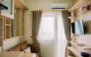 Common Space 3 Comfort Stay 2BR Apartment at Green Pramuka City By Travelio