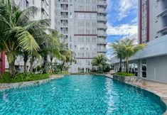 スイミングプール 4 RedLiving Apartemen Vida View - Indra Rooms