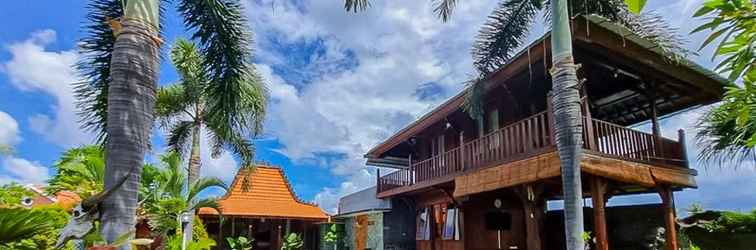 Lobby The Lavana Villa Catu Seririt