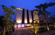 Exterior 2 Lovina Inn Batam Centre