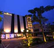 Bên ngoài 2 Lovina Inn Batam Centre