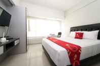 Bedroom RedLiving Apartemen Springlake Summarecon - Happy Rooms Tower Elodea with Netflix