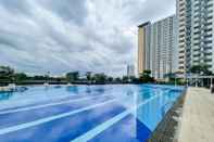 Swimming Pool RedLiving Apartemen Springlake Summarecon - Happy Rooms Tower Elodea with Netflix