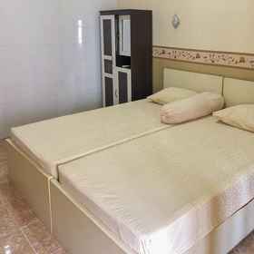 Others 1 レッドドアーズ シャリア マディウン スレコ 市場近く, マディウン ホテル