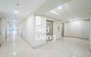 Lobby 4 RedLiving Apartemen Springlake Summarecon - MDH Rooms Tower Caldesia with Netflix