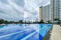 Swimming Pool RedLiving Apartemen Springlake Summarecon - MDH Rooms Tower Caldesia with Netflix