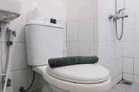 Toilet Kamar Comfy and Good Deal 2BR at Grand Asia Afrika Apartment By Travelio