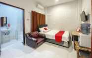 Lainnya 5 RedDoorz near Siloam Hospital Mataram