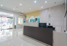 大廳 3 RedDoorz Plus @ Point Phila Cihampelas