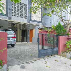 Lobby 1 Maharani Guest House RedPartner @ Gatot Subroto Timur Denpasar, Hotel SMK Negeri 1 Sukawati