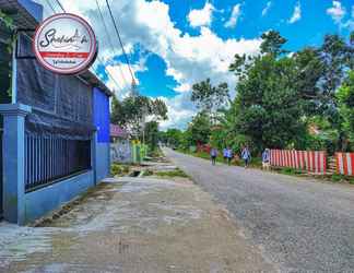 Khác 2 Shekinah Homestay & Cafe Waikabubak Mitra RedDoorz