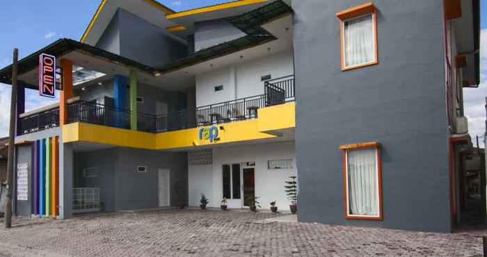 Luar Bangunan RAP Hotel Balige