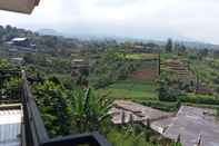 Nearby View and Attractions Villa Puncak Permata