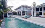 Swimming Pool 3 Villa Le Jardin de Bali Abian Saba 