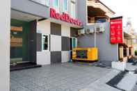 ภายนอกอาคาร RedDoorz Near Gajah Mada Street Semarang