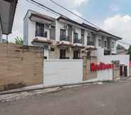 Exterior 6 RedDoorz @ Dago Asri 3