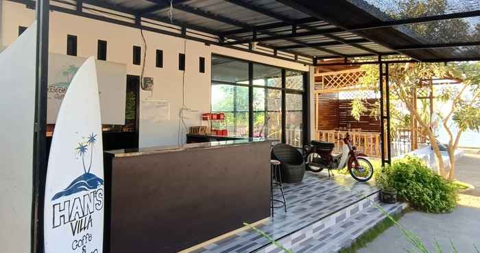 Bar, Kafe, dan Lounge Hans Villa Coffee & Resto 