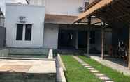 อื่นๆ 7 white dove guest house 3 canggu