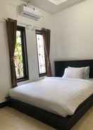 BEDROOM white dove guest house 3 canggu