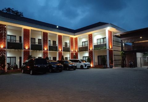 Exterior Nirvana House Syariah