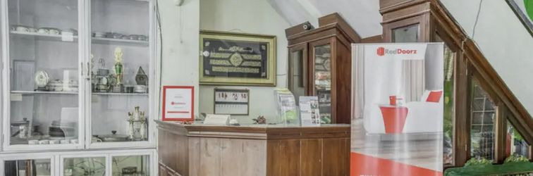 大廳 RedDoorz Syariah @ Raya Tajem Maguwo
