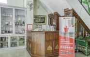 Lobby 7 RedDoorz Syariah @ Raya Tajem Maguwo