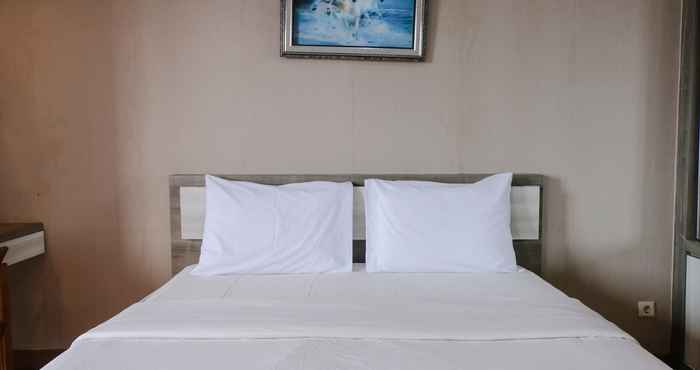 ห้องนอน Comfy Studio Room Apartment at Emerald Towers Bandung By Travelio