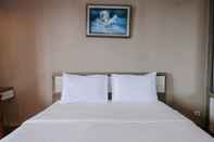 ห้องนอน Comfy Studio Room Apartment at Emerald Towers Bandung By Travelio